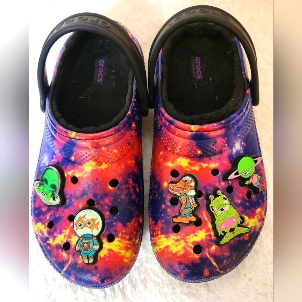Crocs Kids Size 3 with Pop Ups